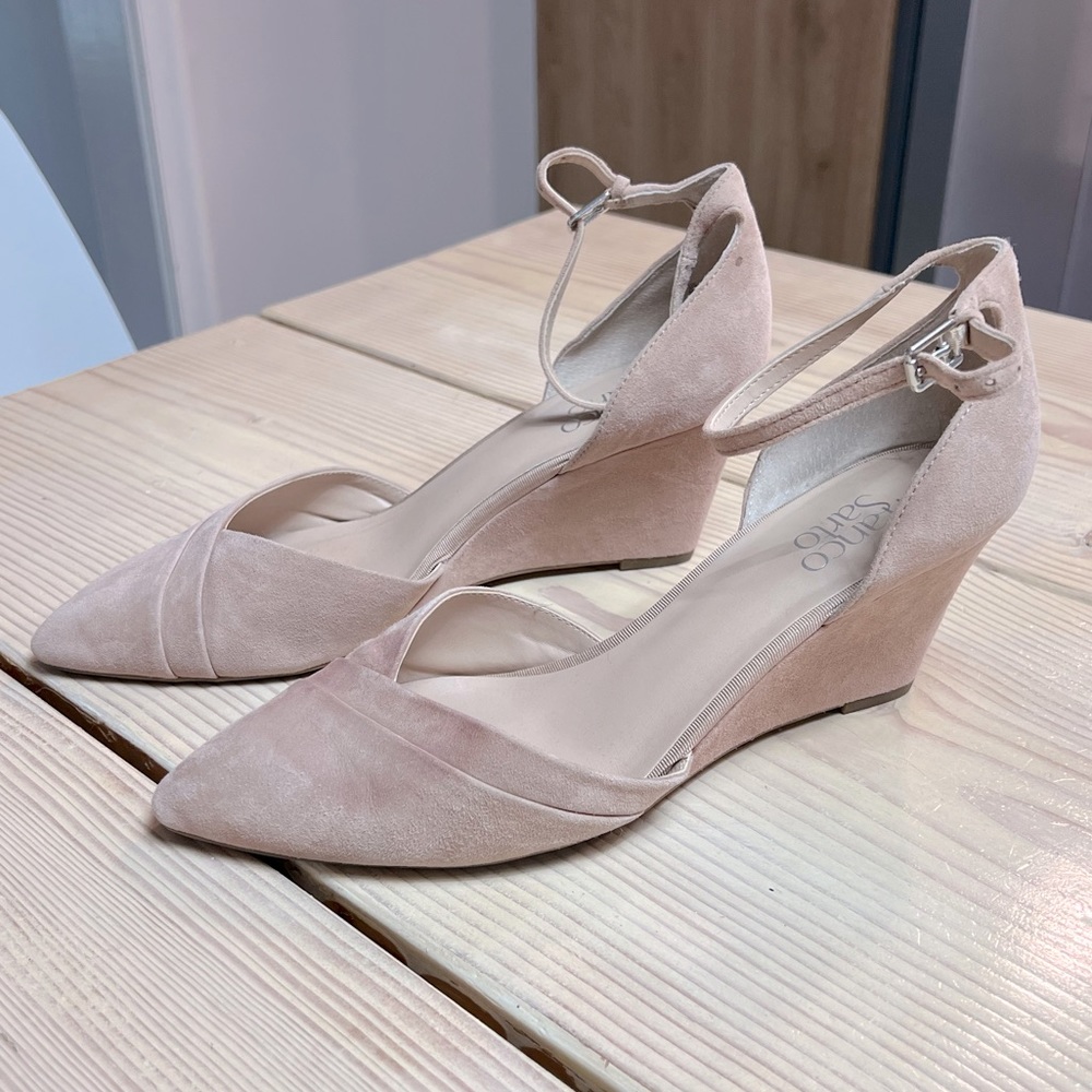 Franco Sarto Suede Wedges in Dusty Rose - Sz 10